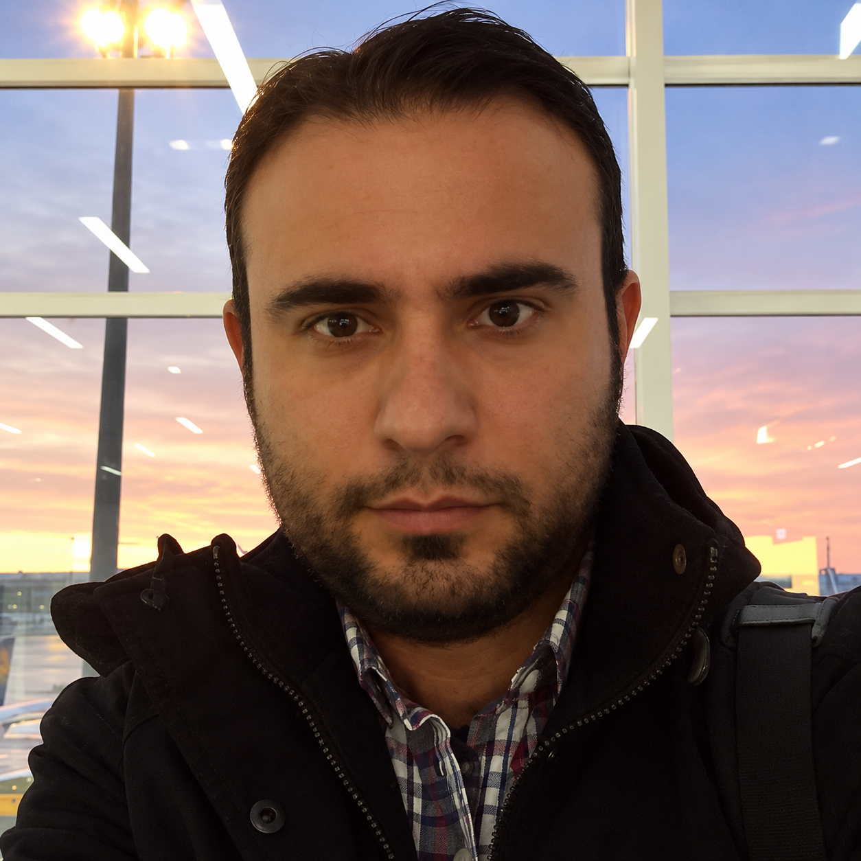 Dr. Eduardo Celso Cruz